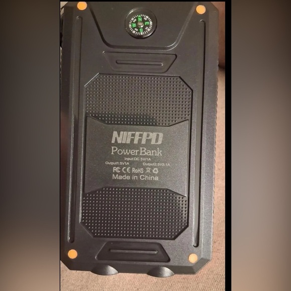 Solar Power Bank 32800 mAh with Flashlight, Dual USB, Waterproof – Black NWT - Picture 16 of 16